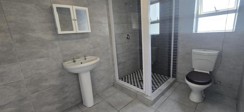 4 Bedroom Property for Sale in Hersham Western Cape